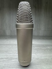 Rode NT1-A Condenser Microphone w/Shock Mount & Pop Filter (A1D031791)