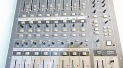 MACHIE ONYX 4080 AUX/GROUP MASTER Center Console /Mixing Desk 80 Series