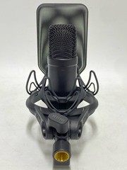 Rode NT1 Cardiod Condenser Mic with Shock Mount and Pop Filter (UD8029817)