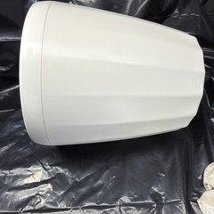 Nice Used JBL Control 65P/T Compact Full-Range White Pendant Speaker