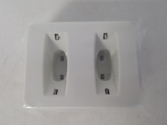 FRONTROW IMC-01 CHARGER FOR PENDANT AND PASS-AROUND MICROPHONE