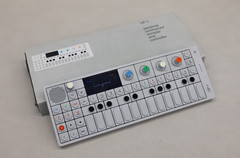 Teenage Engineering OP-1 Rev 2.0 Synth Mint Condition + Box
