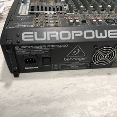 Behringer Europower PMP6000 1600-Watt 20-Channel Powered Mixer