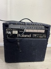 Roland KC-350 4-Channel Mixing Keyboard Amplifier w/ Cables