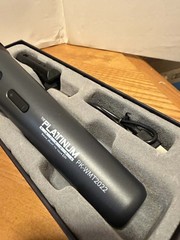 The Platinum Wireless Microphone UHF Handheld Dynamic Multipurpose Microphone