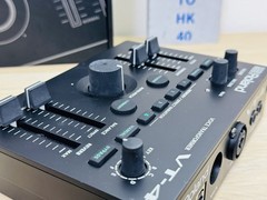 Roland VT-4 Voice Transformer Vocal Effects Processor See Description
