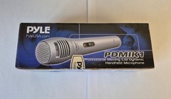 Pyle PDMIK1 Professional Moving Coil Dynamic Handheld Microphone, 6.5 Ft. Cable