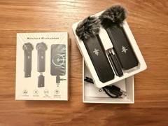 Wireless Clip-On Microphone 2TX 1RX Lightning for iPhone/iPad Noise Cancel