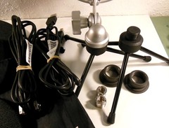 2 Two SAMSON C01U Studio Condenser Microphones w/ Stands, Shock Mounts, Working