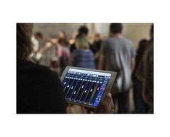Soundcraft Ui24R Wireless 24-channel Digital Mixer/USB Multi-Track Recorder