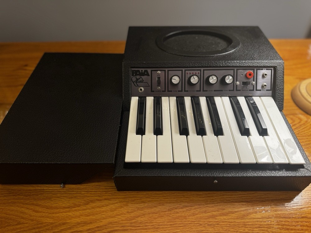 PAIA Oz (Rare) Serviced Refurbished with Brand New Speaker