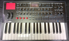 KORG Modwave MKII 37 Key Wavetable – Synthesizer – Tested!