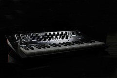 KORG digital multi-engine equipped with polyphonic analog synthesizers mini