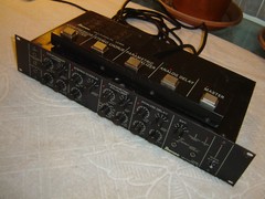 Ibanez UE405 Multi Effects, Original Black Version with Footswitch, Vintage Rack
