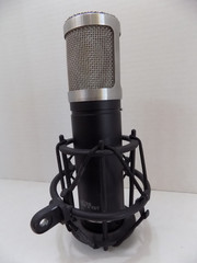 Sterling Audio ST55 Class A FET Condenser Microphone w/ Shock Mount 7.5″ Tall