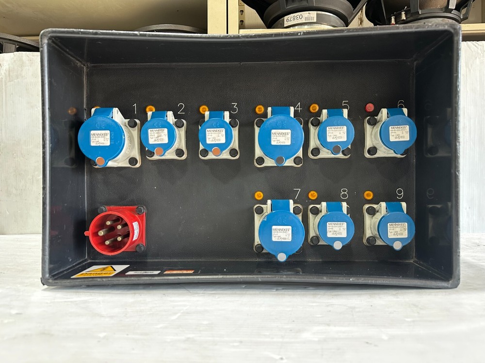 POWER DISTRO STACK SES PD 32A-RED5 – 32A-BLU3 x3 16A-BLU3 x6 MC #247 (ONE)THS