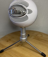 Blue Microphone Snowball iCE Condenser USB Microphone w/ 7ft USB cord