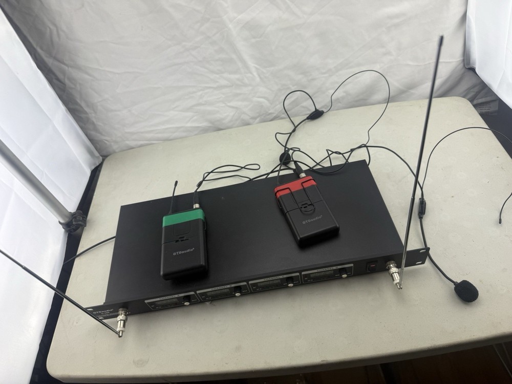 GTD Audio UHF Diversity Wireless Microphone Mic System G-380 W 2 Head Sets Good