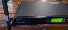 Shure UR4S+ G1 Wireless Receiver Frequency Range 470-530 MHz, With Antennas And
