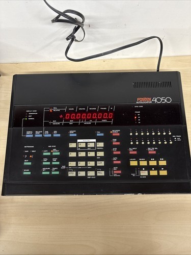 fostex 4050 Auto locator In Great Working Condition.