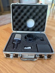 AKG C214 Large Diaphragm Condenser Mic