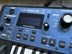 Novation MiniNova 37-Key Synthesizer