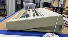 Roland TR-909 Rhythm Composer TR909 Vintage Analog Drum Machine + M-64C