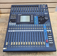 Yamaha 01V96 32-mono/4-stereo 8-Bus Digital Mixer