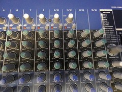 Yamaha MG16/6FX Mixing Console w/Rack Ears (Tested-Working) Good Condition
