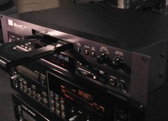 Hitachi DV-W1U DVD Player CD Recorder. Extremely Rare Classic!