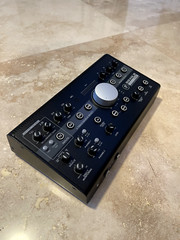 Mackie Big Knob Studio + Plus 4×3 Studio Monitor Controller Interface w/ USB I/O