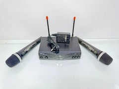 AKG SR 450 Wireless Receiver 2 Wireless Microphones Freq. 790.000 – 819.000 MHz