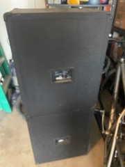 Kustom 15″ P/A Speaker cabinets non powered