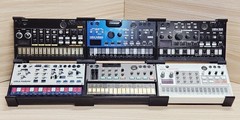 2 Tier Desktop Stand Holds 6 Korg Volca Bass FM Keys Nubass Loop Synthesizer