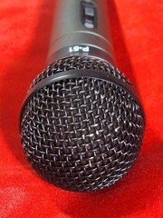 Fender P-51 Hand Held Dynamic Microphone & Heavy Duty Professional Cable Cord 6′