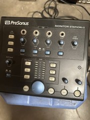 PreSonus Monitor Station V2 Active Studio Monitor Control Center Desktop (Read)