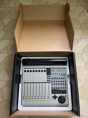 Mackie MCU Pro Expandable USB/MIDI Control Surface – Silver