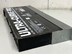 Behringer DEQ2496 Ultra-Curve Pro Digital Audio Processor 24bit/96kHz EQ RTA