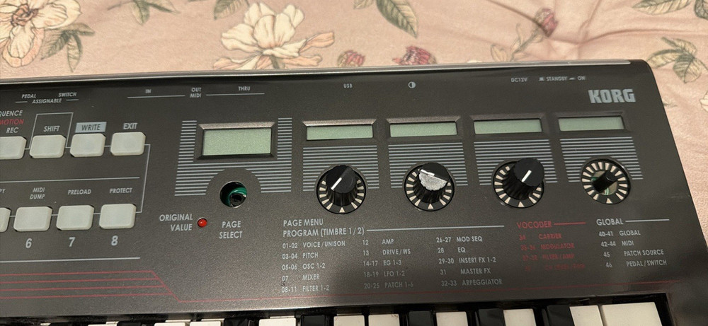 Korg R3 37-Key Digital Keyboard Synthesizer Vocoder Arpeggiator