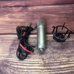 RODE NT1-A Condenser Microphone with Shock Mount and Cable