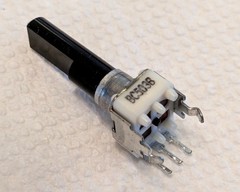 Yamaha Part #V3161000 ROTARY VARIABLE RESISTOR B 50 Pot Potentiometer