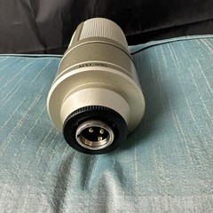 MXL 990 Large-Diaphragm Cardioid Condenser Microphone (Champagne)