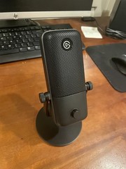 Elgato Wave:1 – Premium Studio Quality USB Condenser Microphone (EXCELLENT)