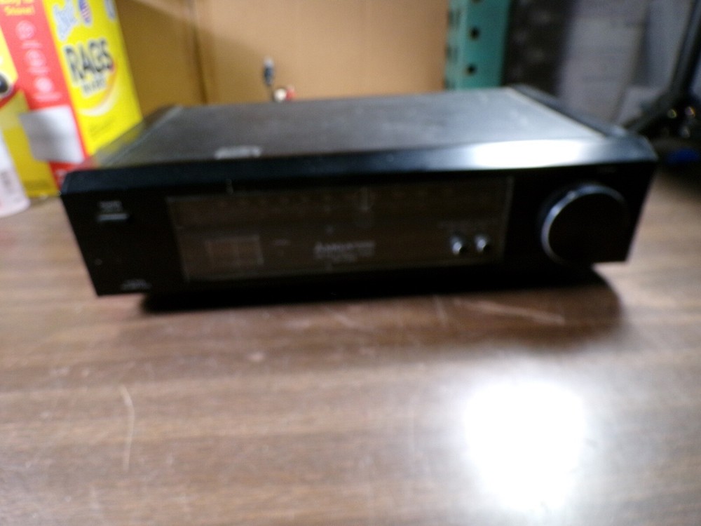 Yamaha DSP-1 Natural Sound Digital Sound Field Processor