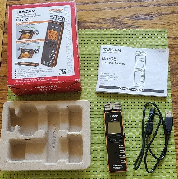 Tascam DR-08 Compact Portable Linear Digital PCM Recorder (Free Shipping)