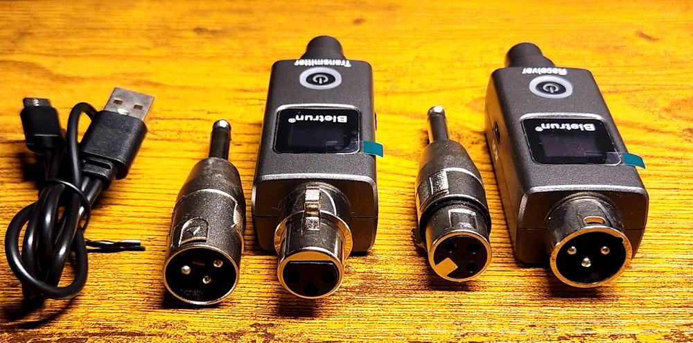 Bietrun WXM29 Wireless XLR Microphone System TX/RX Open Box Powers On