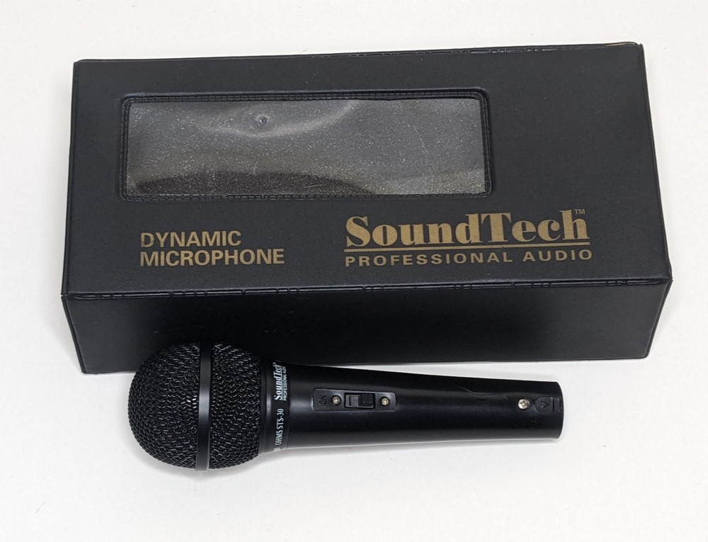SoundTech Professional Audio STS-30 IMP 600 Unidirectional Dynamic Microphone