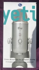 Blue Yeti USB Microphone Silver w Box Manual Cable Tested Mac PC Podcast