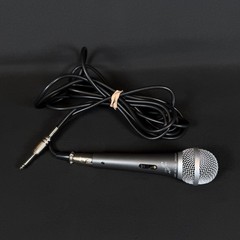 First Act MVM-88 Unidirectional Dynamic Microphone with XLR x 1/4″ Cable TESTED