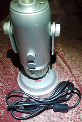Blue Yeti Professional Multi-Pattern USB Condenser Microphone